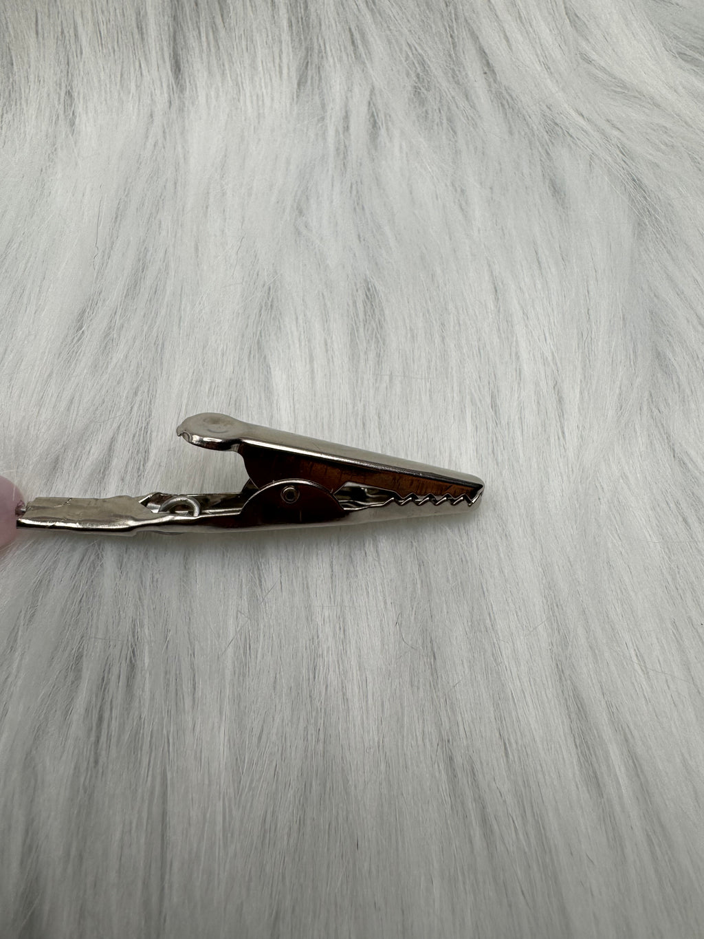 Southern China Jade & Rose Quartz Handcrafted Picture Clip