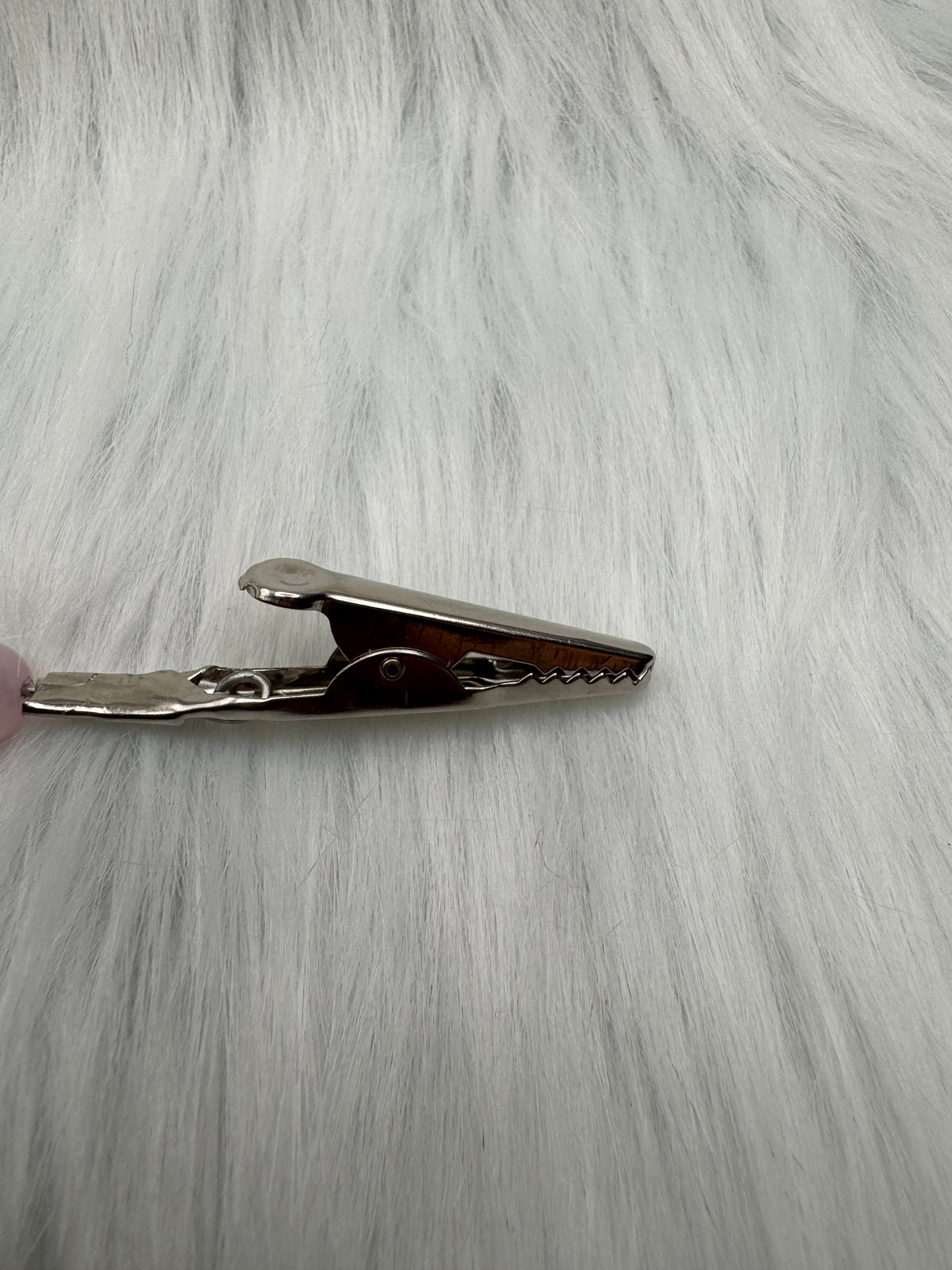 Southern China Jade & Rose Quartz Handcrafted Picture Clip